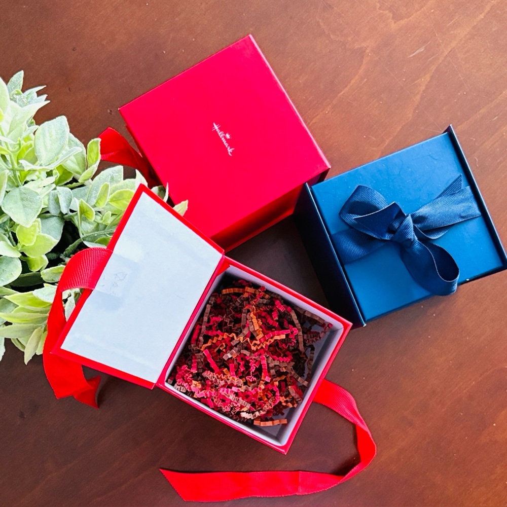 HALLMARK - Red and Blue Gift Boxes Set of 3